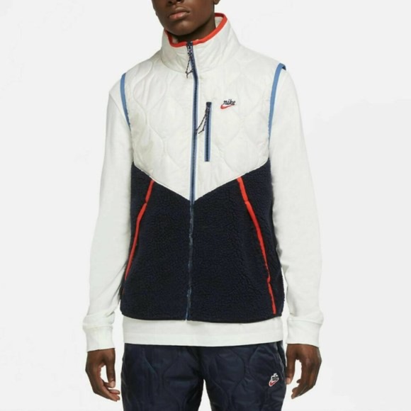 Nike Heritage Vest - Picture 2 of 4